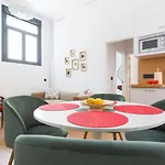 Oasis In The Heart Of Seville - 2 Bedroom Apt With Free Parking