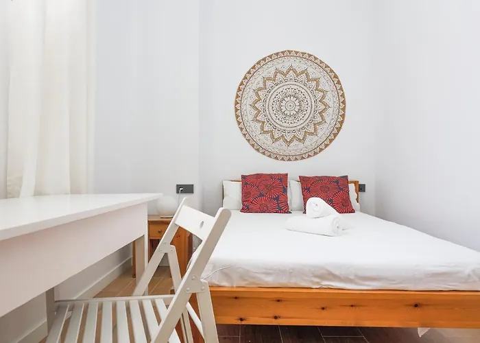 Oasis In The Heart Of Seville - 2 Bedroom Apt With Free Parking